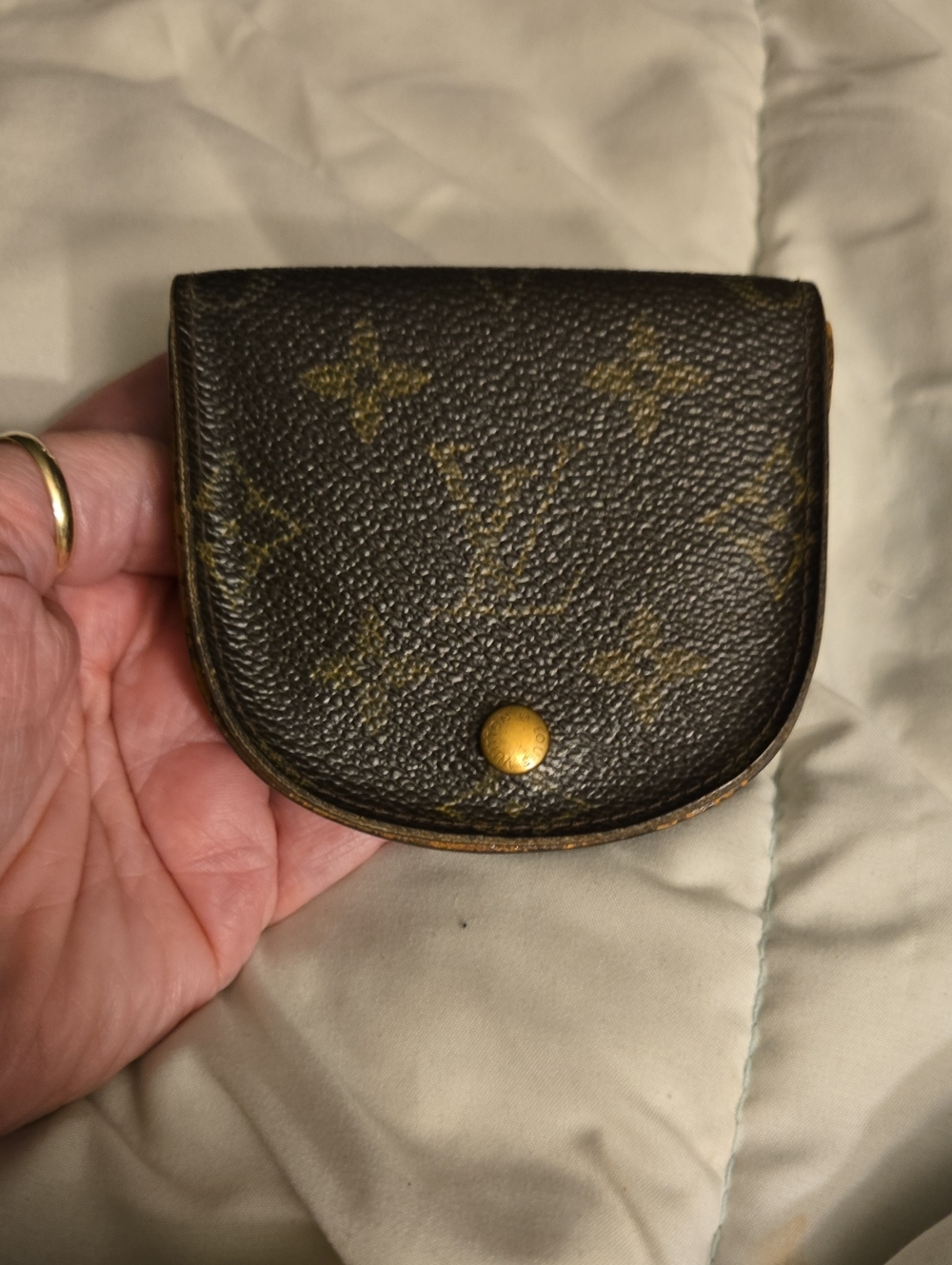 Authentic Louis Vuitton Monogram Porte-Monnaie Gousset coin purse